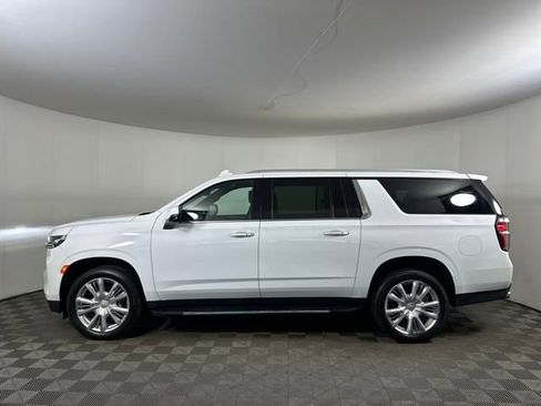 Used 2023 Chevrolet Suburban High Country image 6