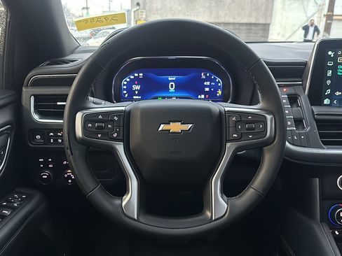 Used 2024 Chevrolet Tahoe LT w/ LT Signature Plus Package image 2