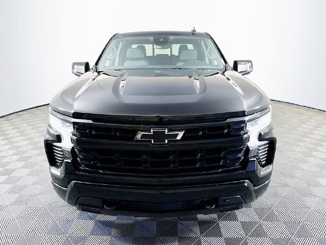 Used 2024 Chevrolet Silverado 1500 RST w/ Convenience Package II AWD/4WD image 2