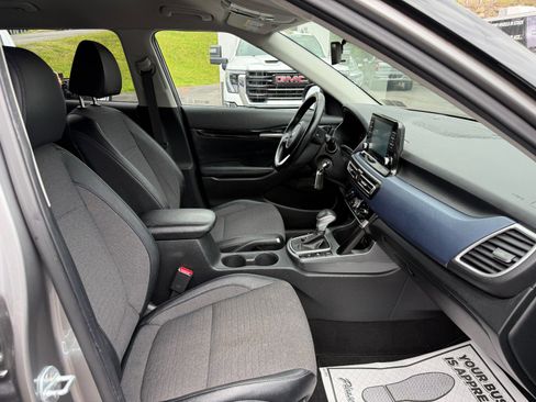 Used 2021 Kia Seltos S AWD/4WD image 21