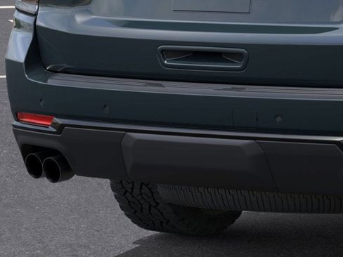 New 2026 Chevrolet Suburban Z71 image 14