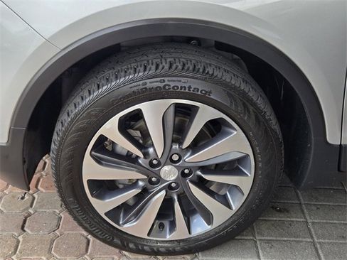 Used 2022 Buick Encore Preferred w/ Safety Package image 12