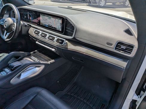 Used 2021 Mercedes-Benz GLS 450 4MATIC image 34