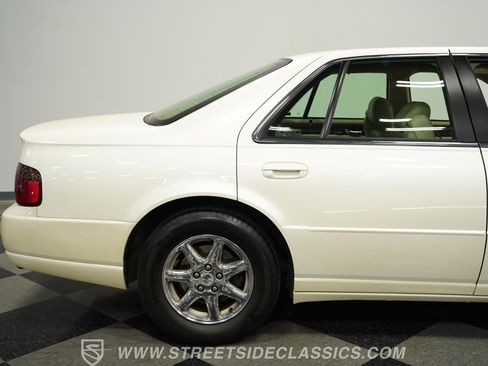 Used 1998 Cadillac Seville STS w/ Heated Seats Pkg image 27