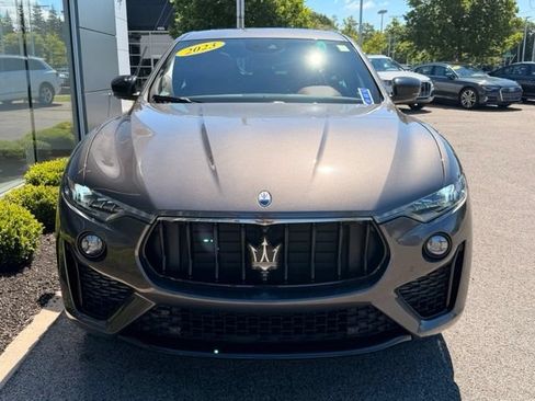 Used 2023 Maserati Levante Modena AWD/4WD image 2