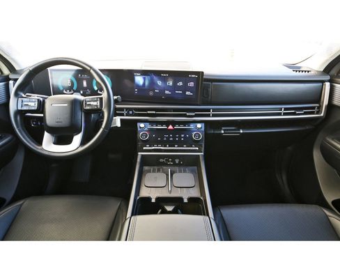 Used 2024 Hyundai Santa Fe SEL image 11