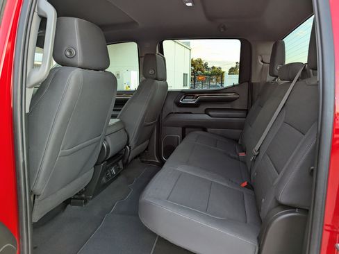 Certified 2023 GMC Sierra 1500 SLE image 15