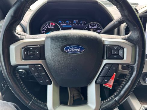Used 2022 Ford F250 Lariat w/ Chrome Package AWD/4WD image 14