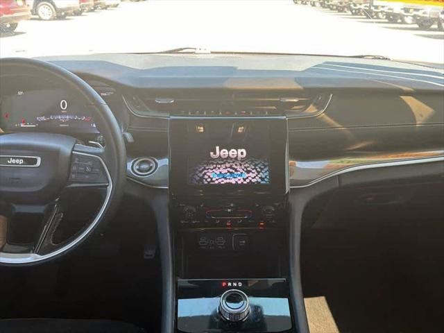 Used 2021 Jeep Grand Cherokee L Laredo AWD/4WD image 22