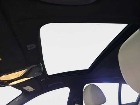 Used 2019 BMW 530i w/ Convenience Package image 29