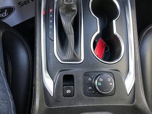 Used 2022 Chevrolet Traverse High Country image 17