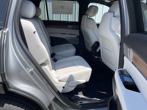 New 2026 Cadillac Vistiq Sport image 20