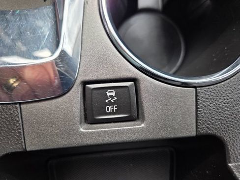 Used 2017 GMC Terrain SLT w/ Open Road Package FWD image 25