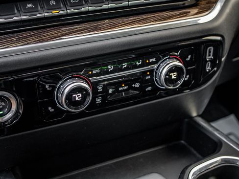 Used 2023 GMC Sierra 1500 Elevation AWD/4WD image 29