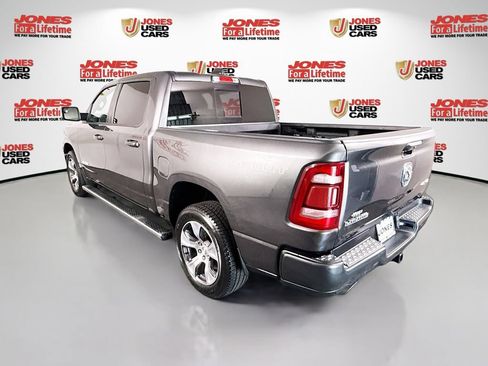 Used 2023 RAM 1500 Laramie AWD/4WD image 2