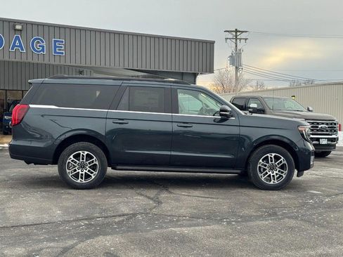 New 2025 Ford Expedition Max Active image 2