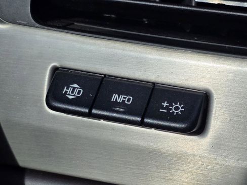 Used 2018 GMC Yukon Denali w/ Denali Ultimate Package image 32