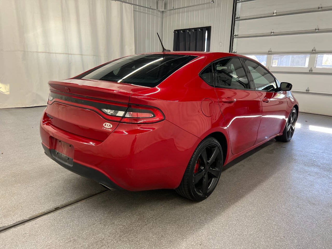 Used 2016 Dodge Dart SXT w/ Sun/Sound Group FWD image 4