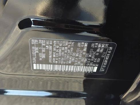 Used 2023 Nissan Rogue SV FWD image 29