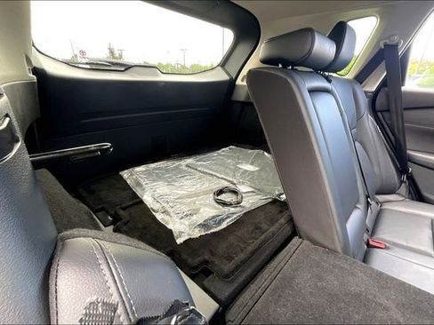 Used 2024 Nissan Rogue SL image 28