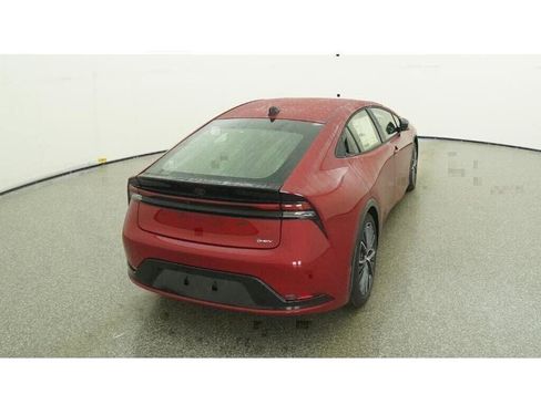 New 2026 Toyota Prius XLE image 8