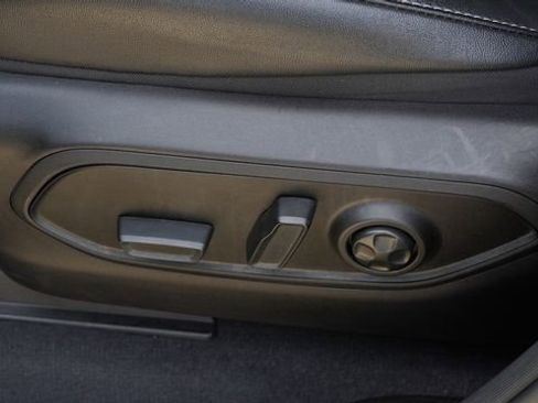 Used 2023 Jeep Grand Cherokee Limited w/ Luxury Tech Group II image 22