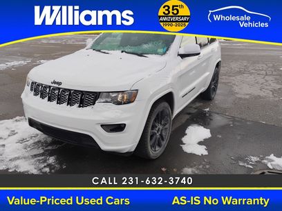 Used 2017 Jeep Grand Cherokee Altitude