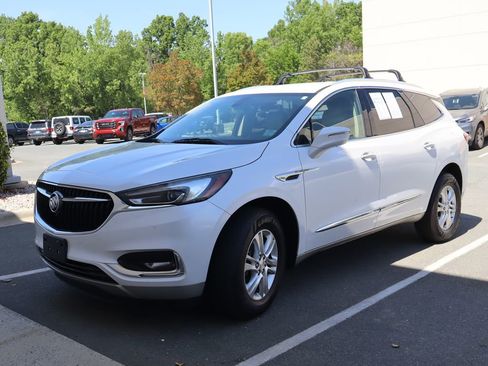 Used 2019 Buick Enclave Essence image 7