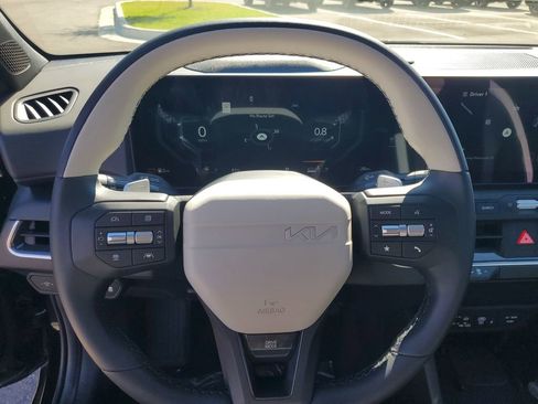 New 2025 Kia K4 GT-Line w/ GT-Line Premium Package image 11