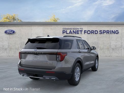 New 2026 Ford Explorer Active RWD image 10