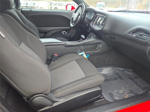 Certified 2023 Dodge Challenger SXT image 8