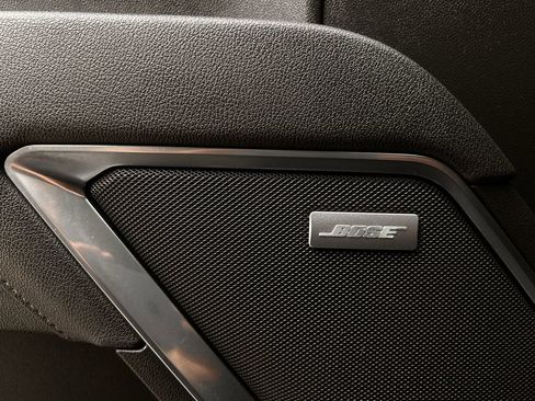 Used 2025 GMC Sierra 2500 SLT image 28