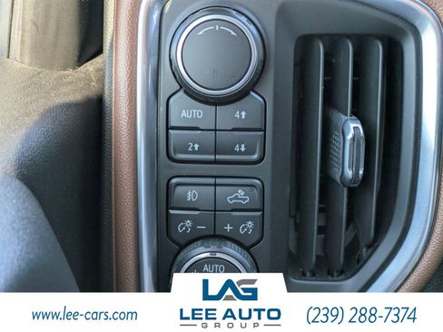 Used 2019 Chevrolet Silverado 1500 High Country w/ Technology Package image 21