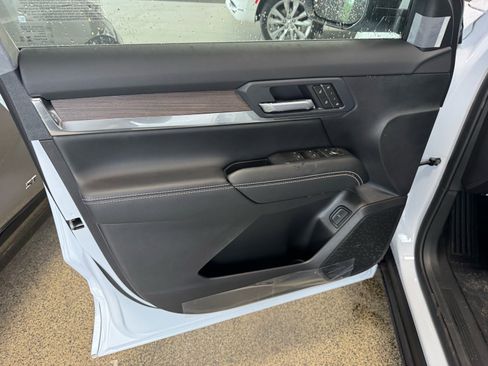 New 2026 GMC Terrain Denali AWD/4WD image 14