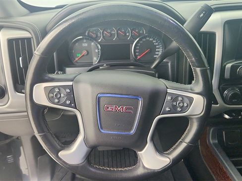 Used 2018 GMC Sierra 1500 SLT image 19