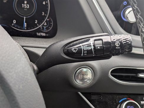 Used 2023 Hyundai Sonata Limited image 29