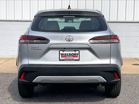 New 2026 Toyota Corolla Cross L image 5