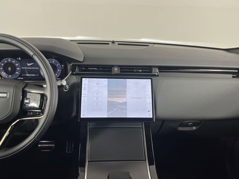 Used 2024 Land Rover Range Rover Velar Dynamic SE image 14