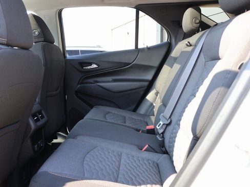 Used 2018 Chevrolet Equinox LT w/ Sun & Infotainment Package image 18