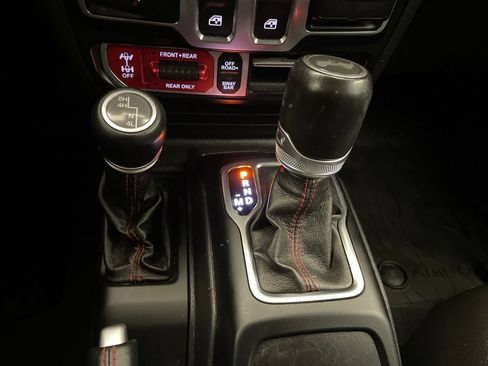 Certified 2021 Jeep Wrangler Rubicon w/ LED Lighting Group AWD/4WD image 20
