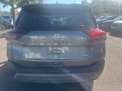 Used 2023 Nissan Rogue S AWD/4WD image 4