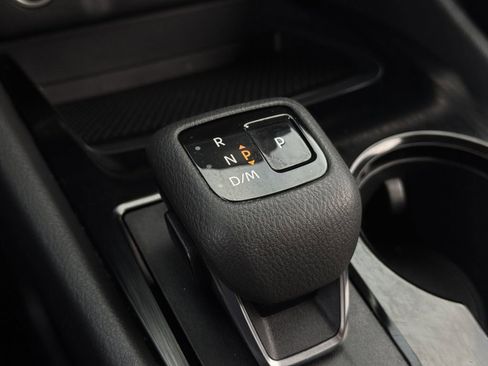 Used 2023 Nissan Rogue SV AWD/4WD image 19