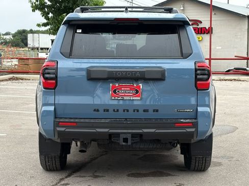 Certified 2025 Toyota 4Runner TRD Off-Road Premium w/ Tow Technology Package AWD/4WD image 7