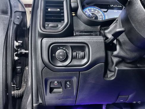 Used 2022 RAM 1500 Limited AWD/4WD image 14