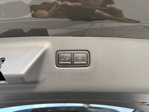 Used 2025 Hyundai Santa Fe Calligraphy FWD image 42