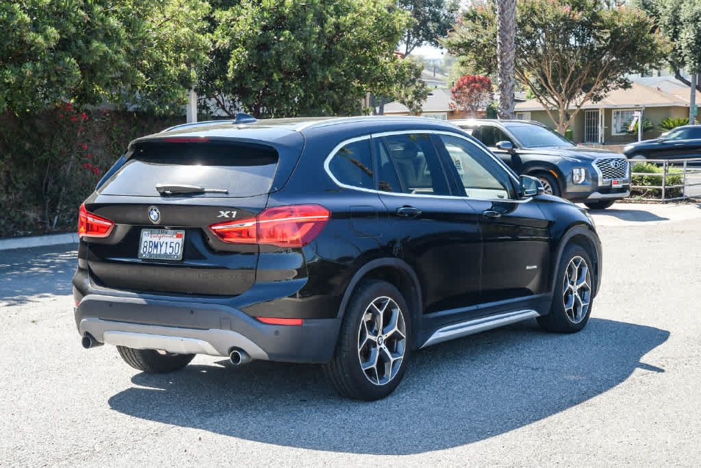 Used 2017 BMW X1 xDrive28i AWD/4WD image 10