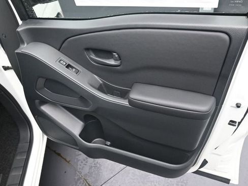 New 2026 Nissan Frontier S image 26