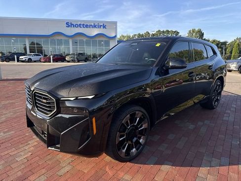 Used 2023 BMW XM AWD/4WD image 1