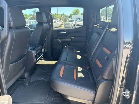 Used 2021 GMC Sierra 1500 AT4 w/ Technology Package AWD/4WD image 13