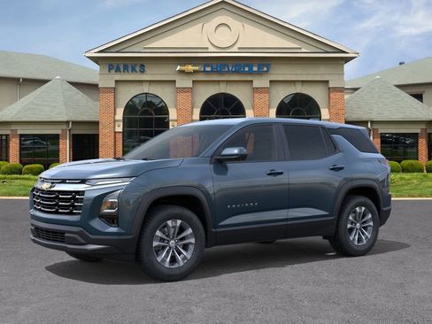 New 2026 Chevrolet Equinox LT FWD image 3